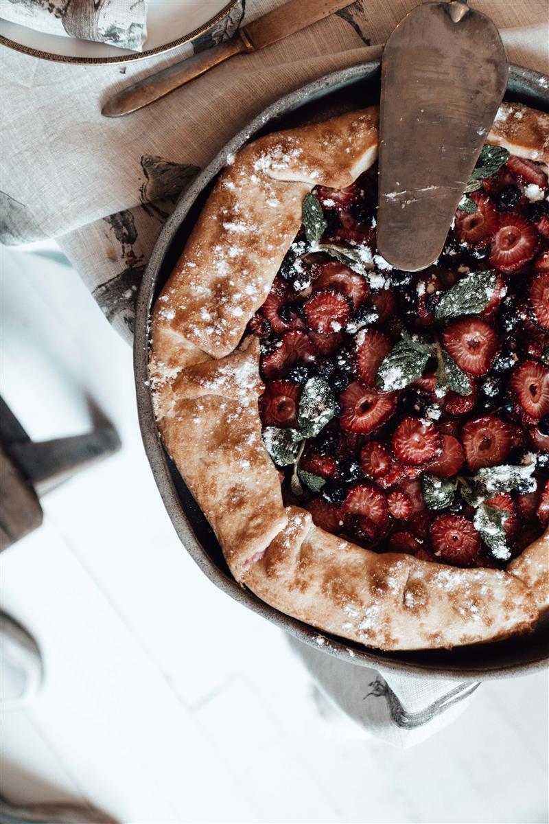 Leonce Blanc Schwarze-Johannisbeeren-Püree 8x 1kg Cassis-Frucht-Püree 
